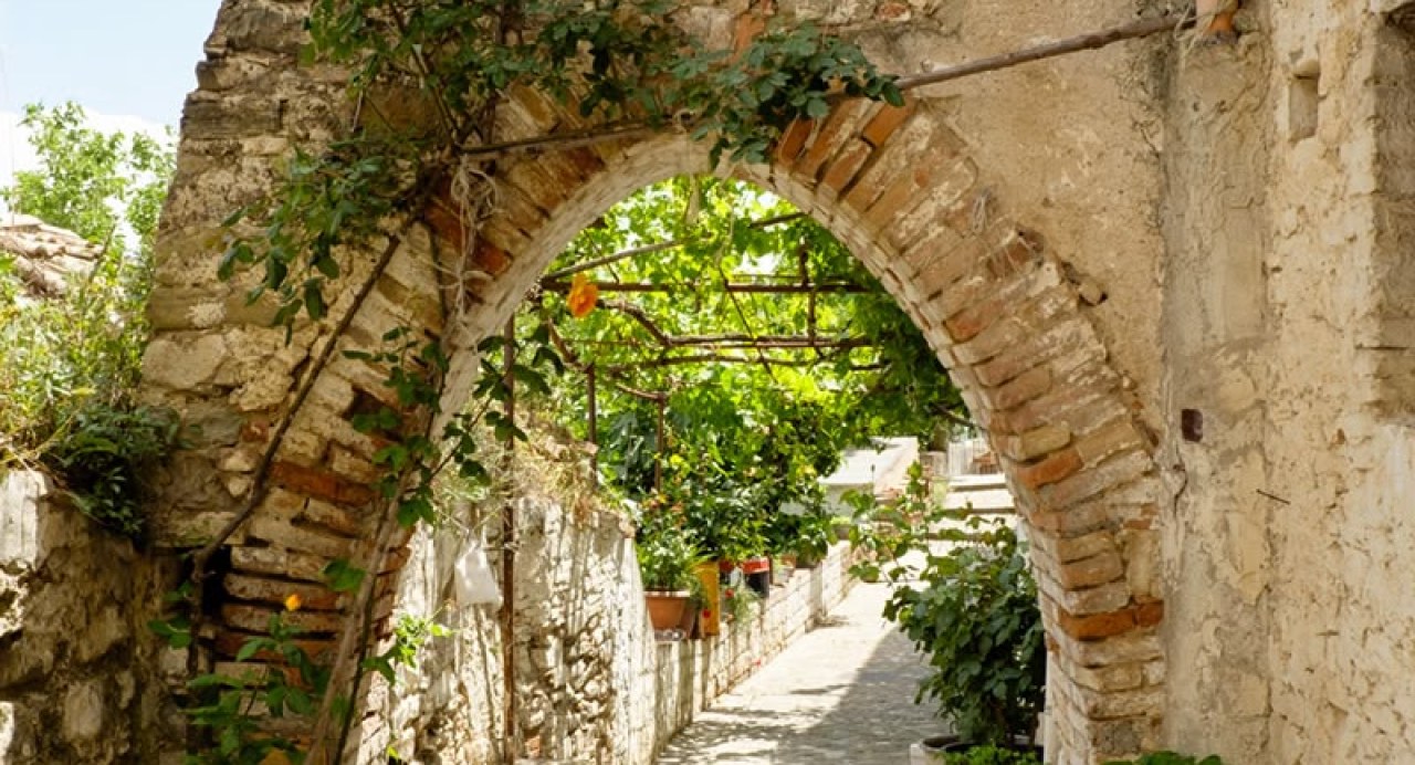 Un vicolo della Rabatana di Tursi